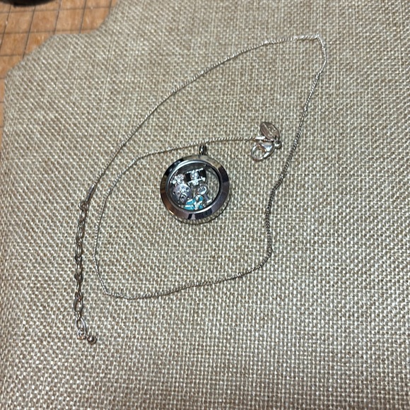 Origami Owl Silver Tone  Necklace 5 Floating Crystal Enamel Charms Locket 17.5”L - Picture 6 of 13